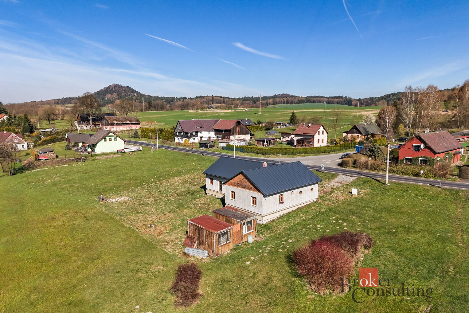 Prodej domu 153 m² s pozemkem 1 200 m² – fotografie 2