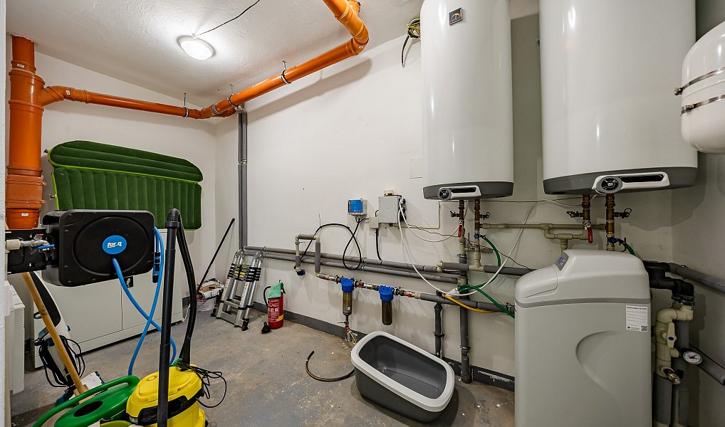 Prodej ubytovacího objektu 146 m², Bzenec – náhled fotky 27