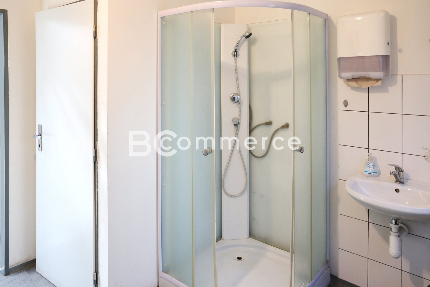 Pronájem skladovacích prostor 640 m² — photo 4