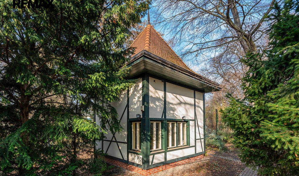 Prodej domu 675 m² s pozemkem 2 791 m², Čelákovice – náhled fotky 47