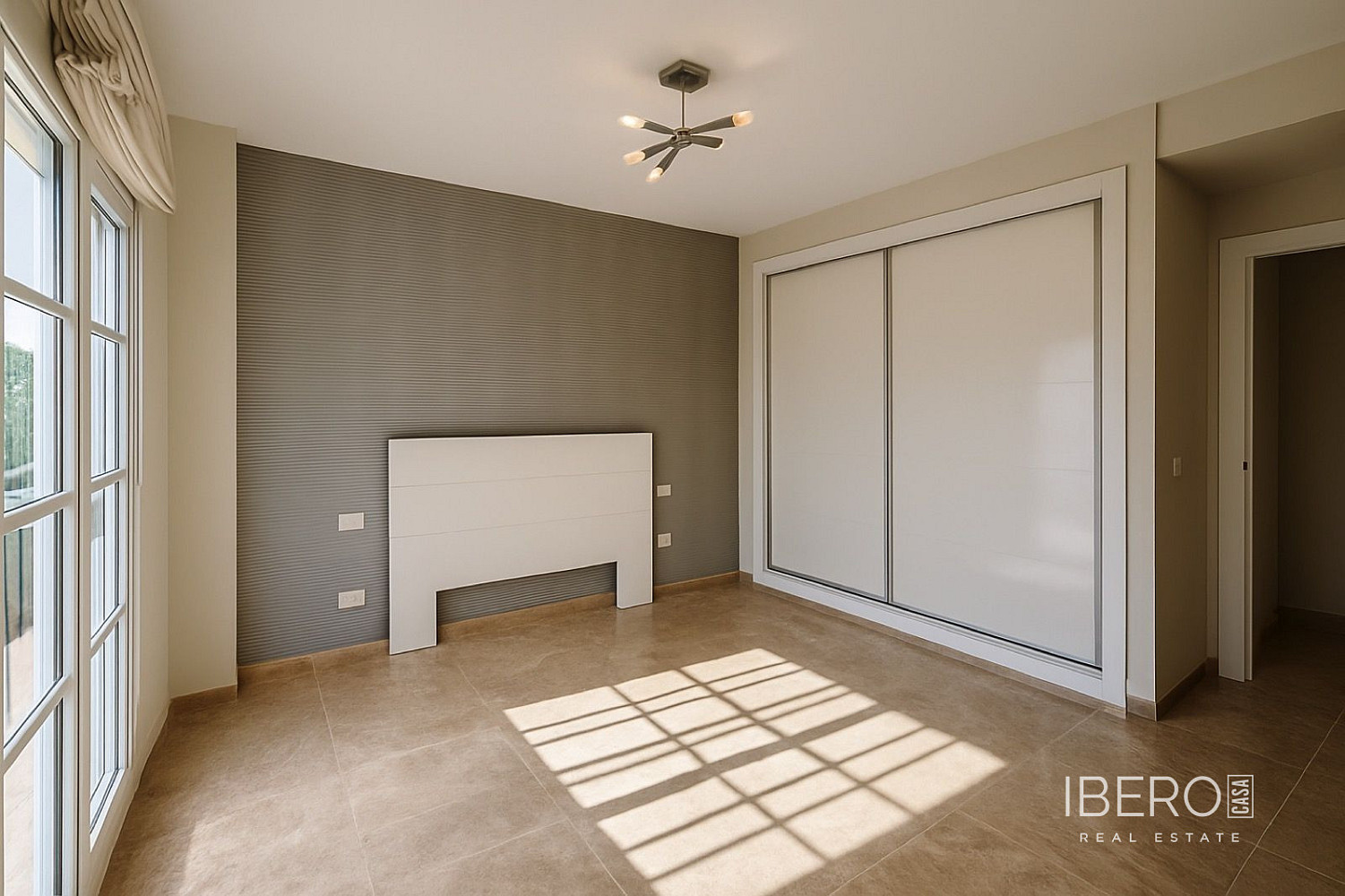 Piso 3+kk – Marbella, Nueva Andalucía - Vista 3
