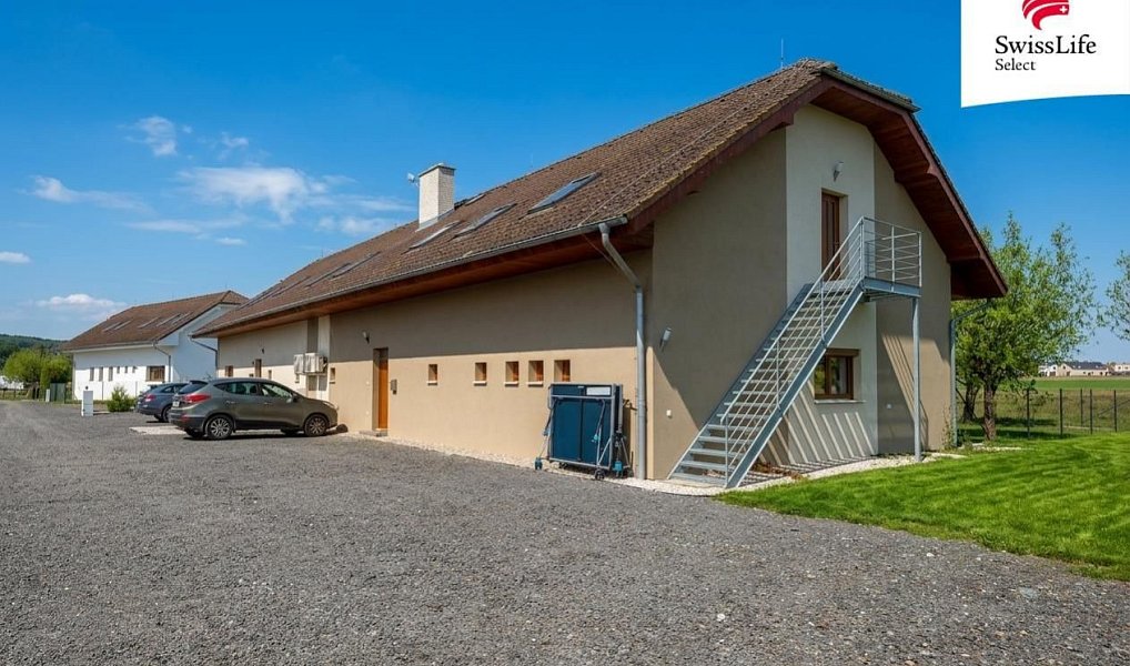 Prodej domu 123 m² s pozemkem 160 m², Plzeň – náhled fotky 2