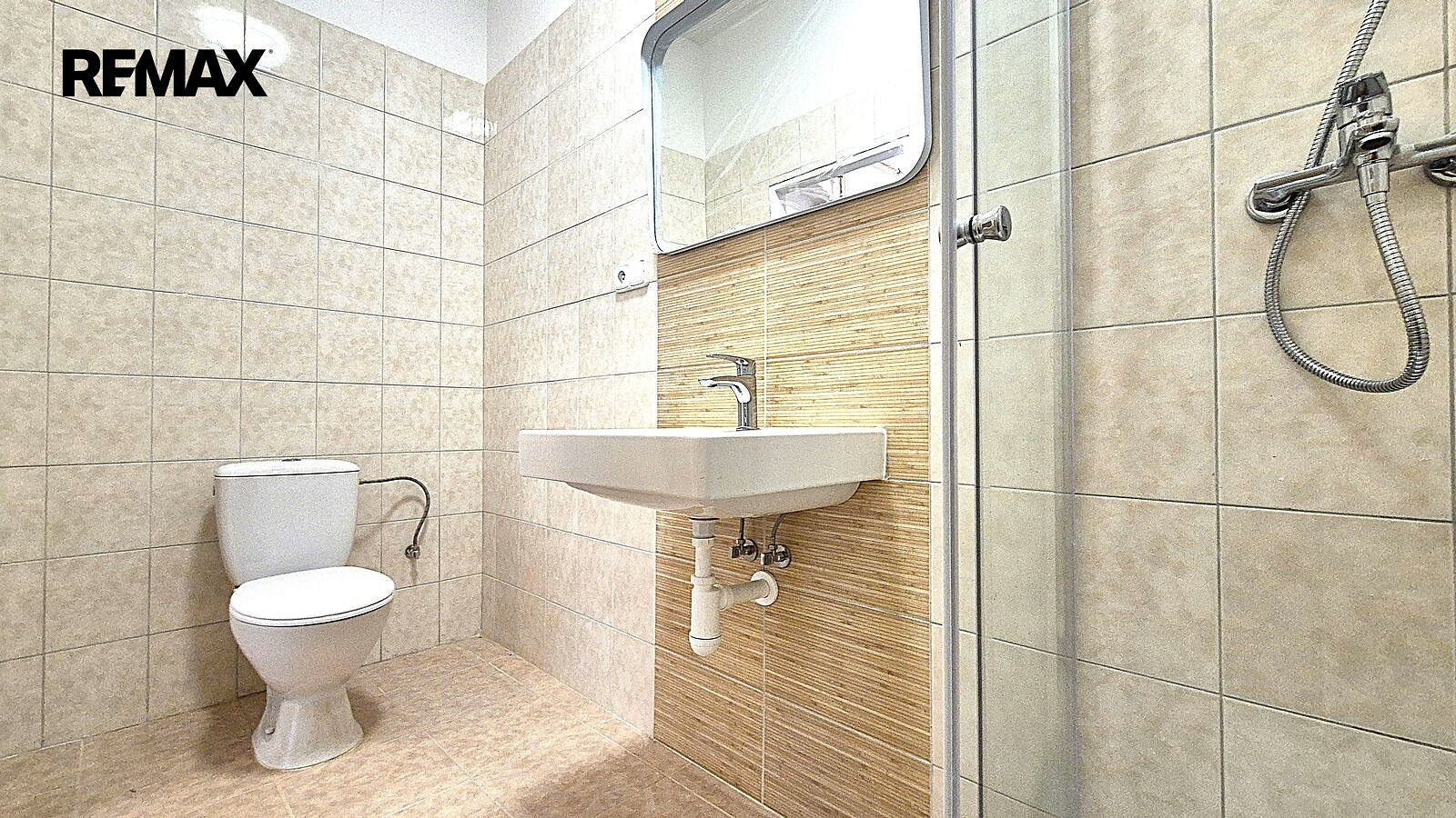 Pronájem bytu 1+1 45 m² – fotografie 5