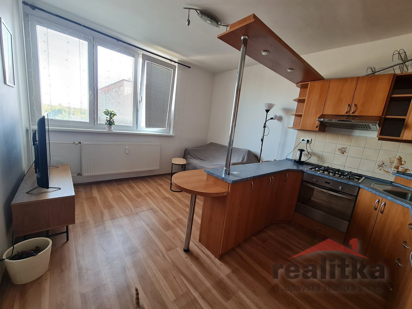 Pronájem bytu 1+1 40 m² – fotografie 2