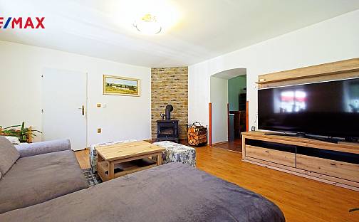 Prodej domu 189 m² s pozemkem 1 729 m², Hospříz - Hrutkov, okres Jindřichův Hradec