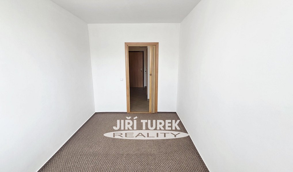 Pronájem bytu 2+kk 47 m², Králův Dvůr – náhled fotky 5