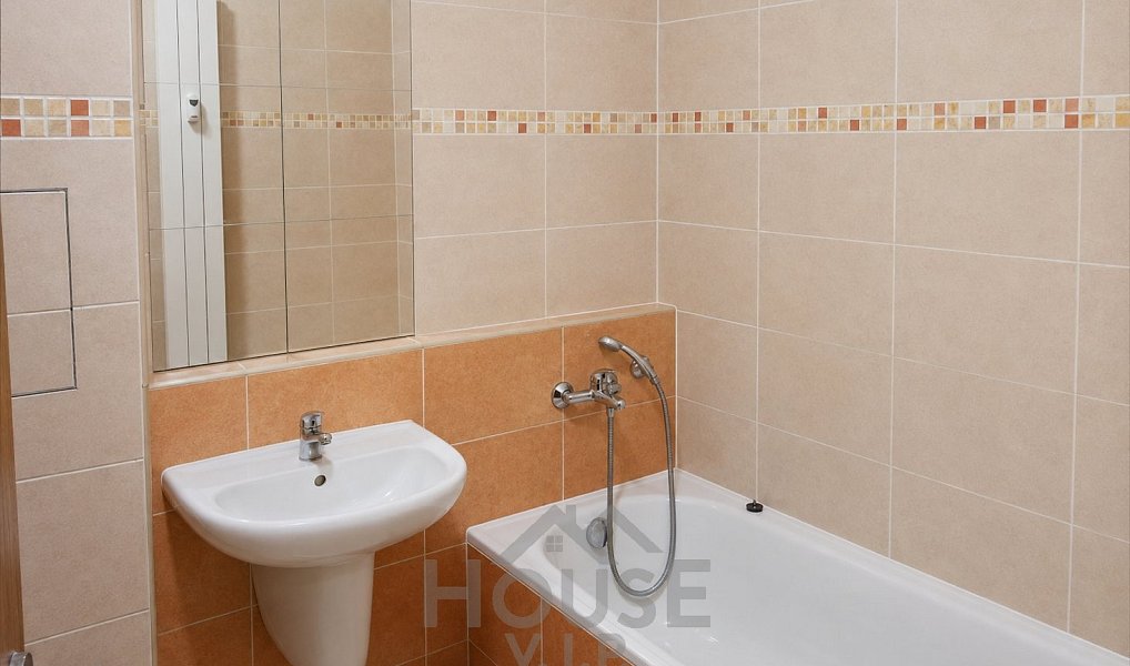 Prodej bytu 1+kk 35 m², Praha – náhled fotky 5