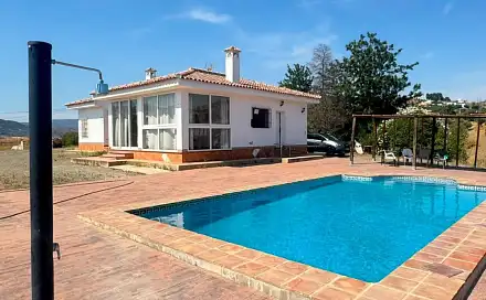 Prodej domu 135 m² s pozemkem 10 000 m², Coín, Španělsko