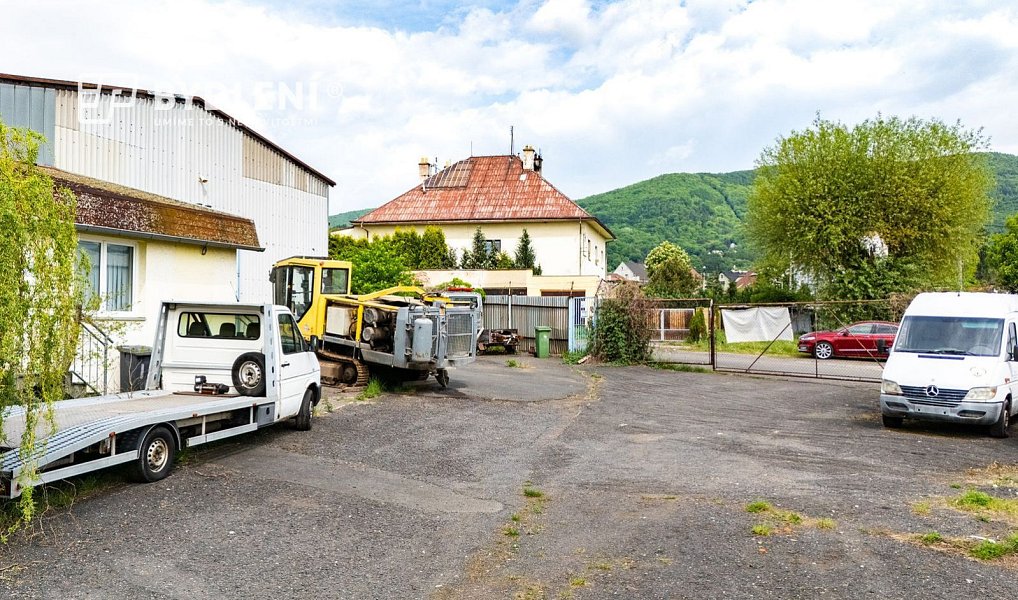 Prodej skladovacích prostor 1 110 m², Krupka – náhled fotky 23
