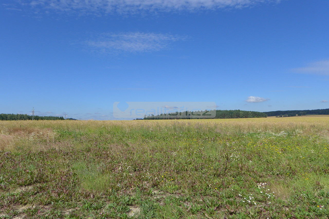 Prodej stavebního pozemku 1 093 m²