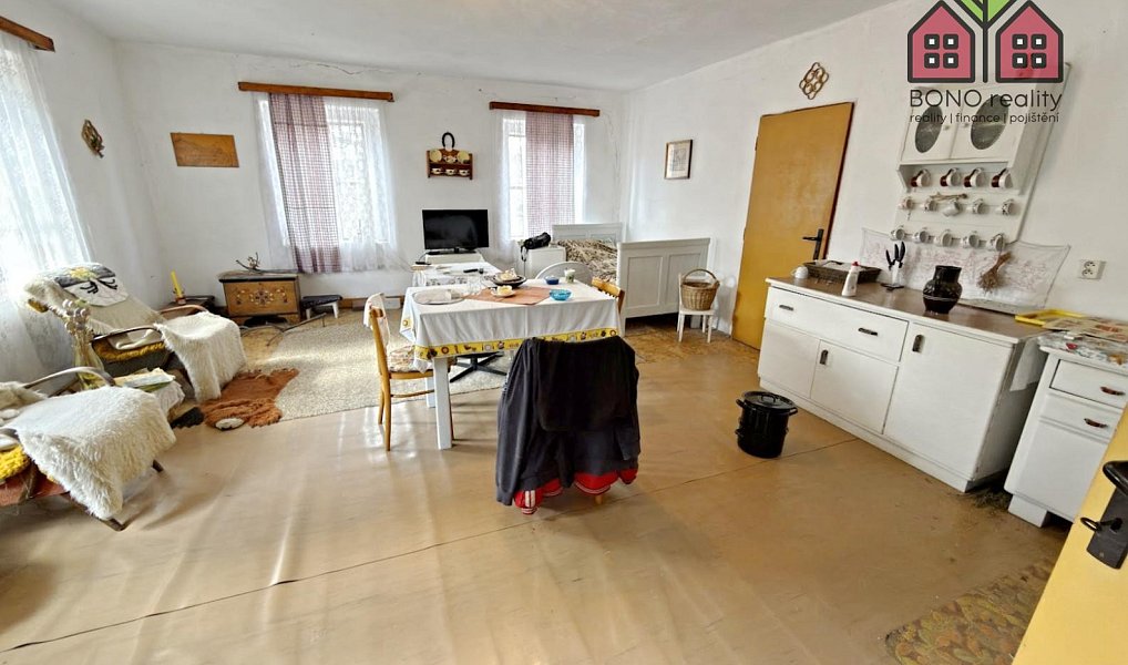 Prodej domu 290 m² s pozemkem 1 339 m², Liběšice – náhled fotky 24