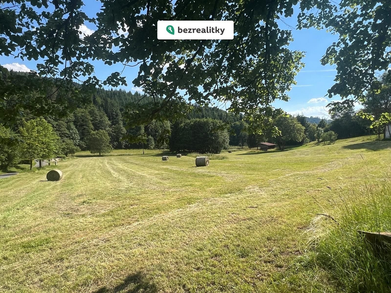 Prodej stavebního pozemku 9 000 m² — photo 2