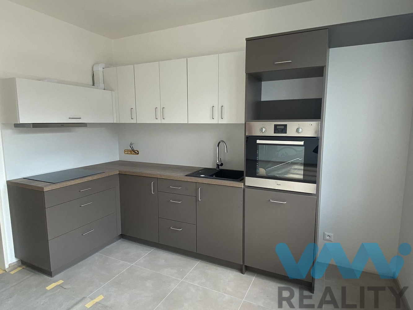 Pronájem bytu 2+kk 56 m² – pohled 4