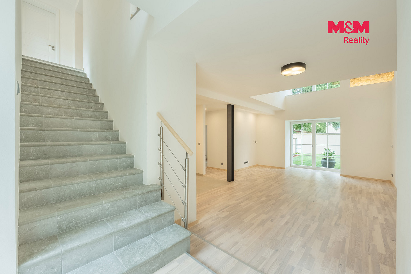Prodej domu 190 m² s pozemkem 535 m² – fotografie 2
