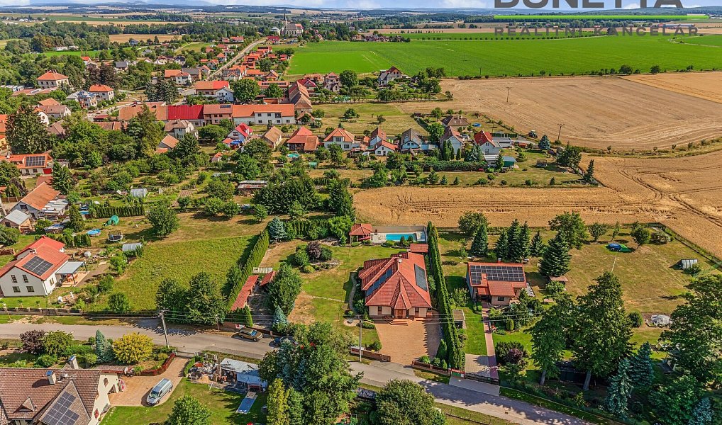 Prodej domu 233 m² s pozemkem 1 194 m², Mokrovousy – náhled fotky 27