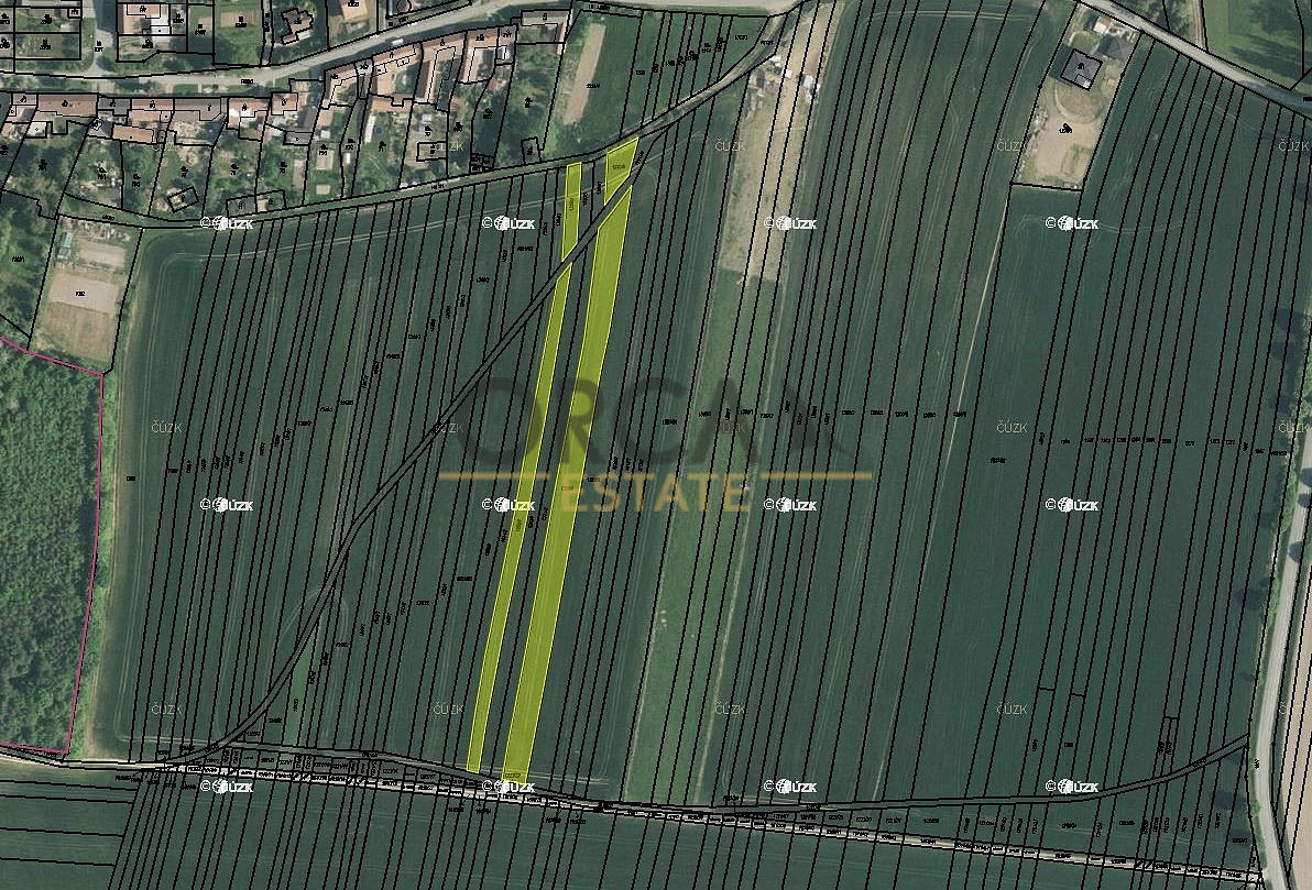 Prodej pole 2 336 m²