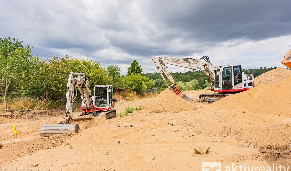 Prodej stavebního pozemku 1 479 m², Vojkov – náhled fotky 10