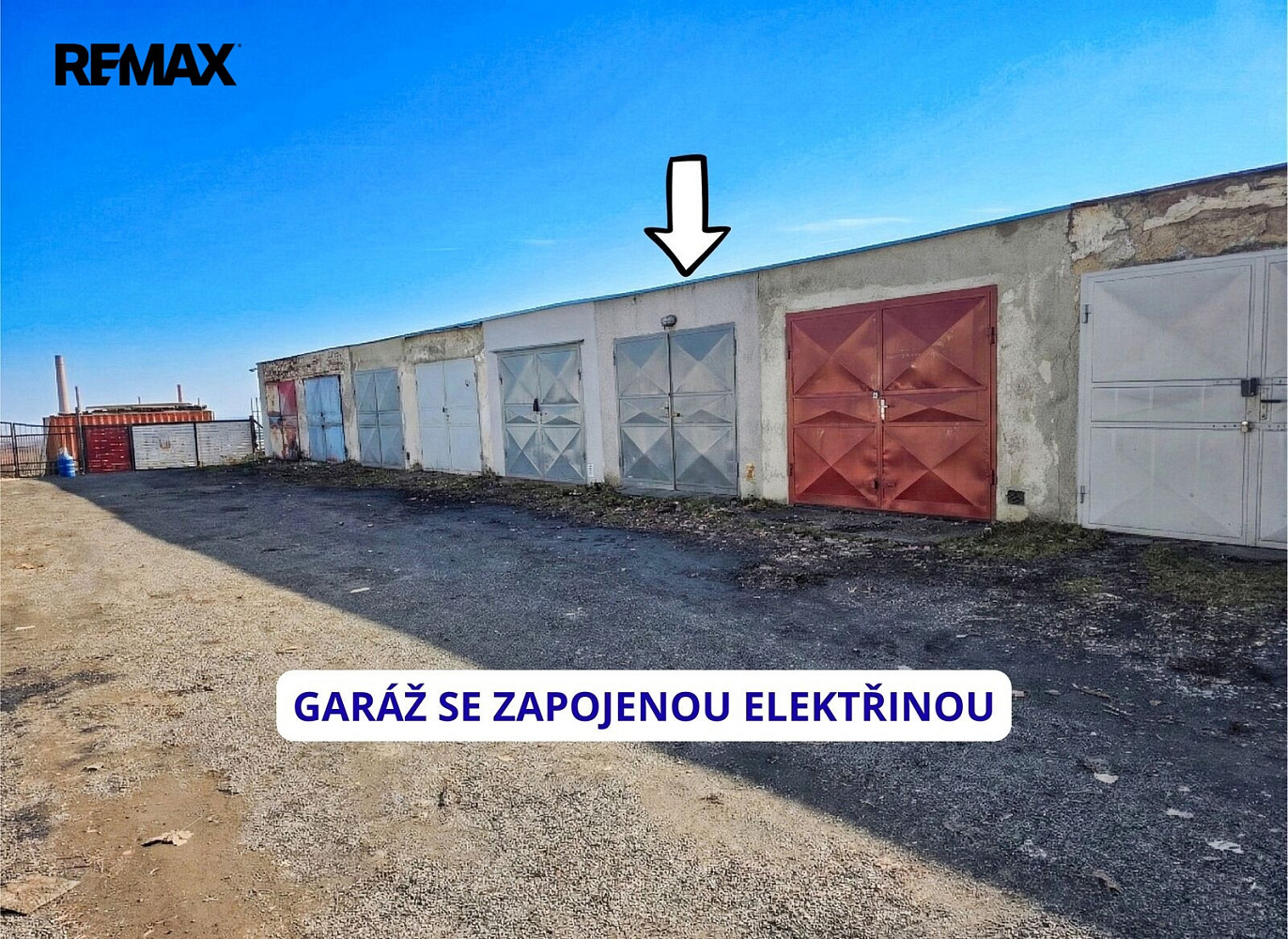 Prodej garáže s elektřinou na Zadních Vinohradech