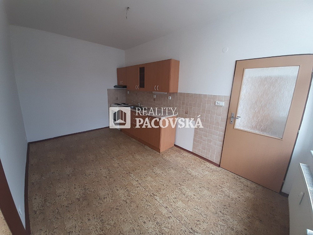 Pronájem bytu 1+1 41 m² – fotografie 2