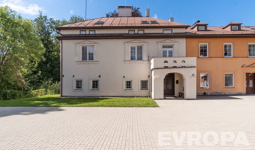 Prodej bytu 4+kk 99 m², Černý Důl – náhled fotky 2