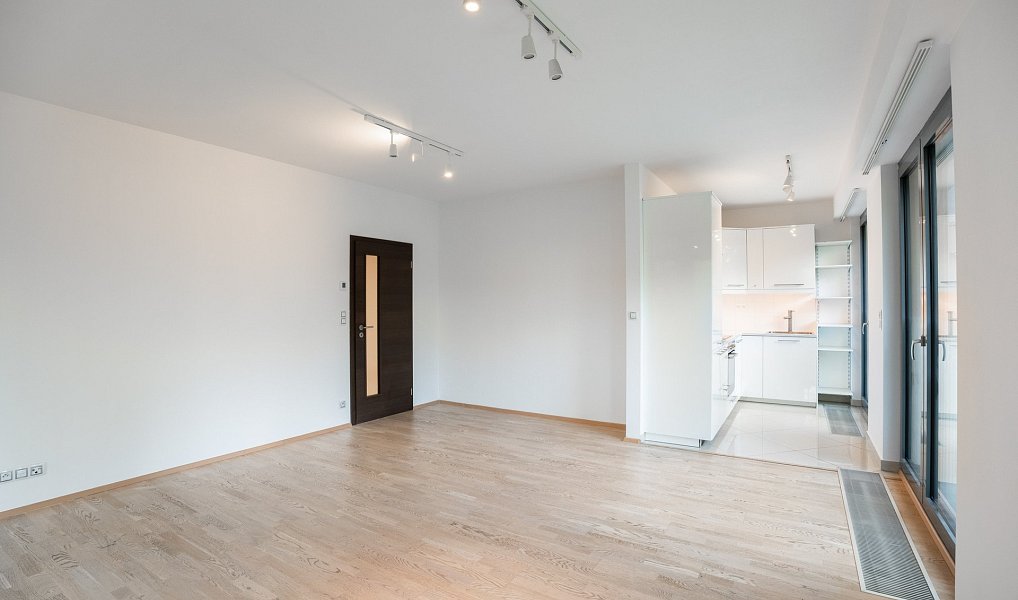 Pronájem bytu 2+kk 66 m², Praha – náhled fotky 4