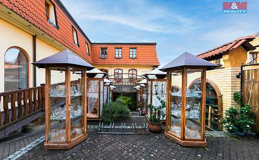 Pronájem obchodních prostor 600 m², Husova třída, Domažlice - Dolejší Předměstí