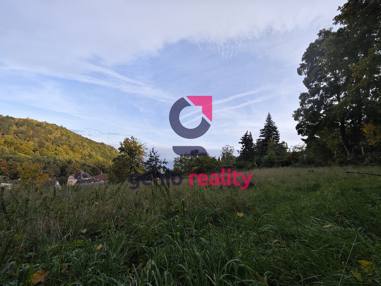 Prodej stavebního pozemku 1 207 m² - Widok 3