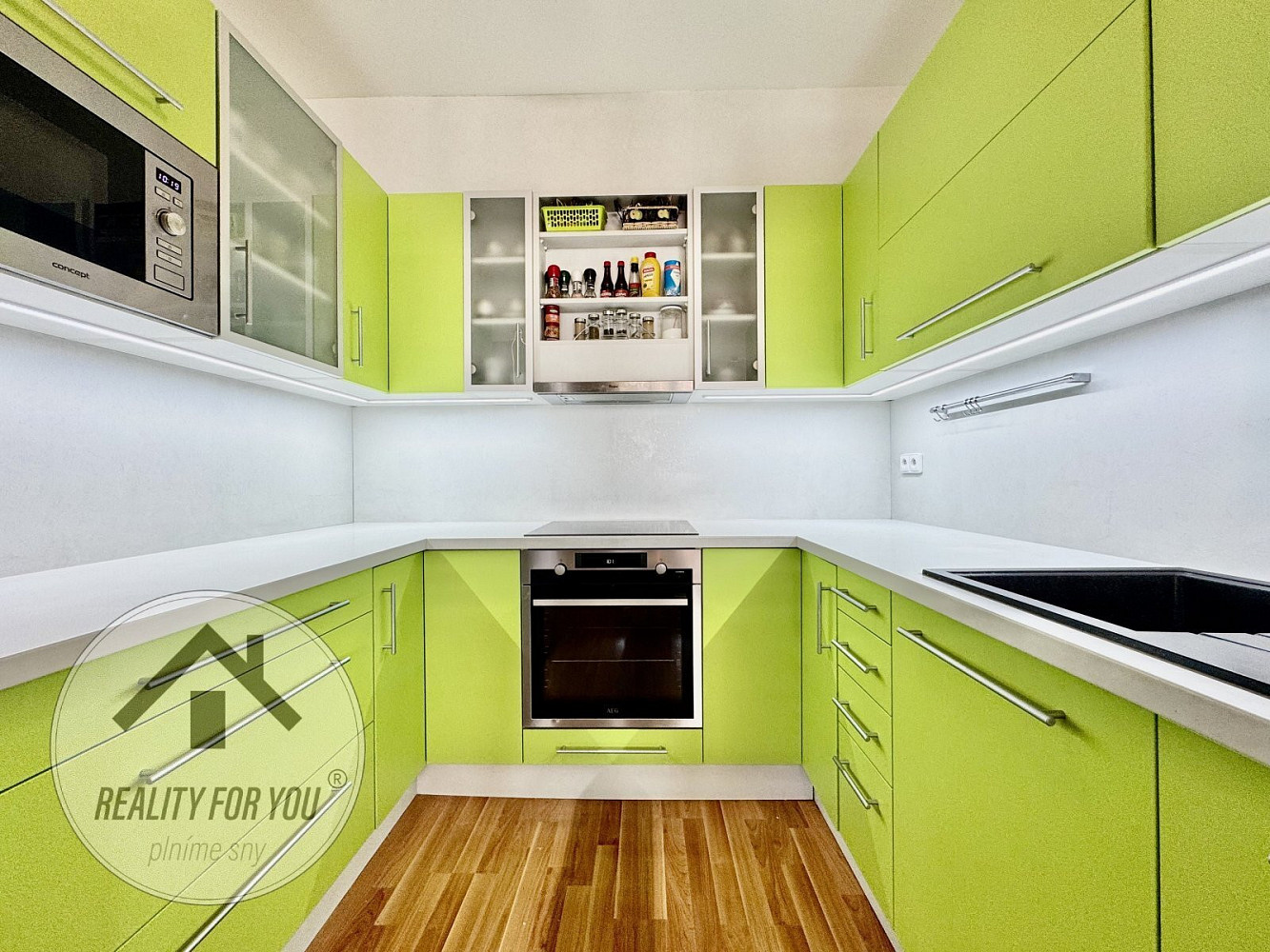 Prodej bytu 4+kk 105 m² — photo 2