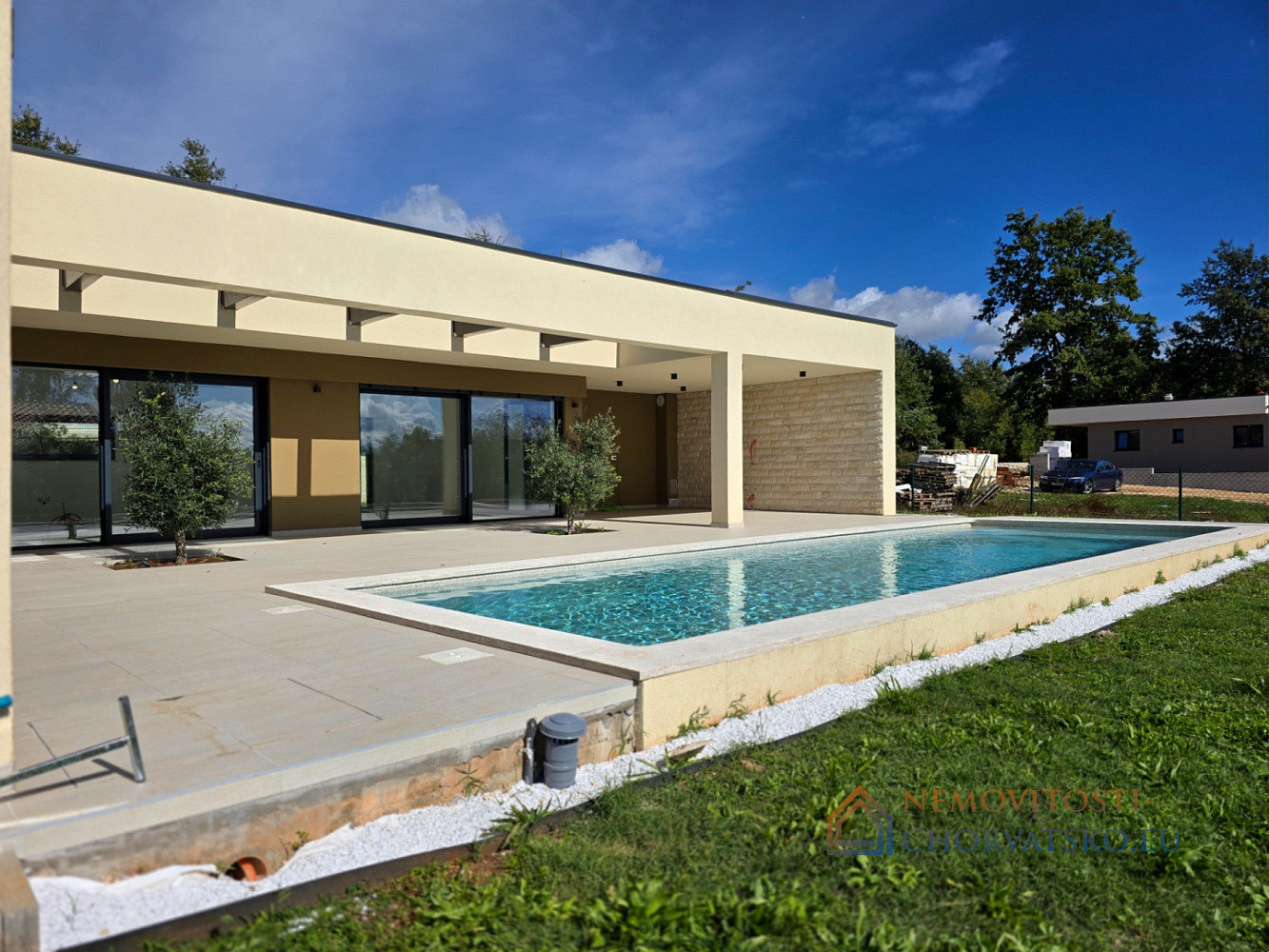 Prodej domu 170 m² s pozemkem 792 m² - Aanzicht 6