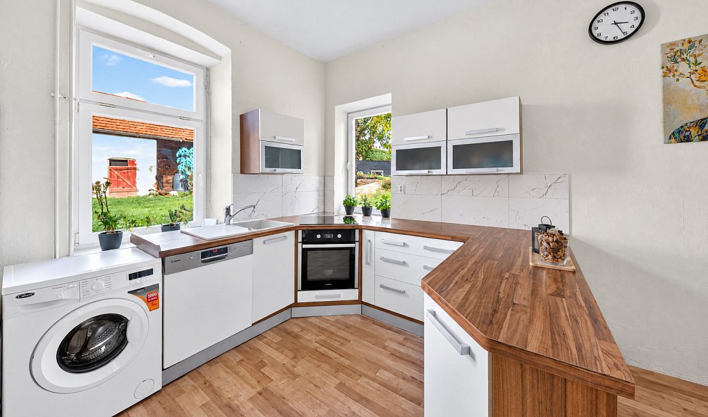 Prodej domu 175 m² s pozemkem 515 m², Zlonice – náhled fotky 13
