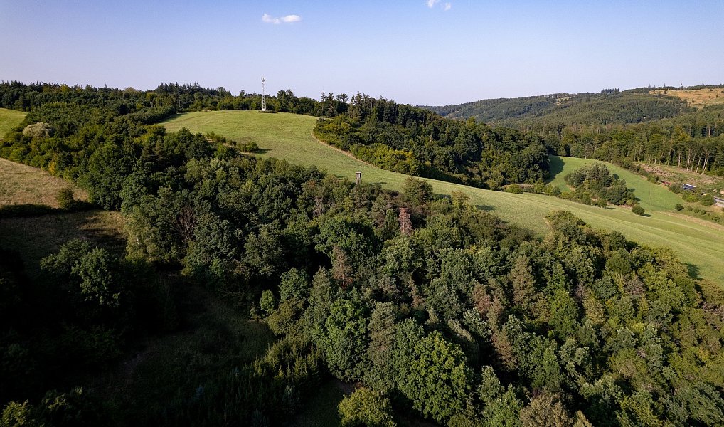 Prodej stavebního pozemku 1 519 m², Kuřim – náhled fotky 3