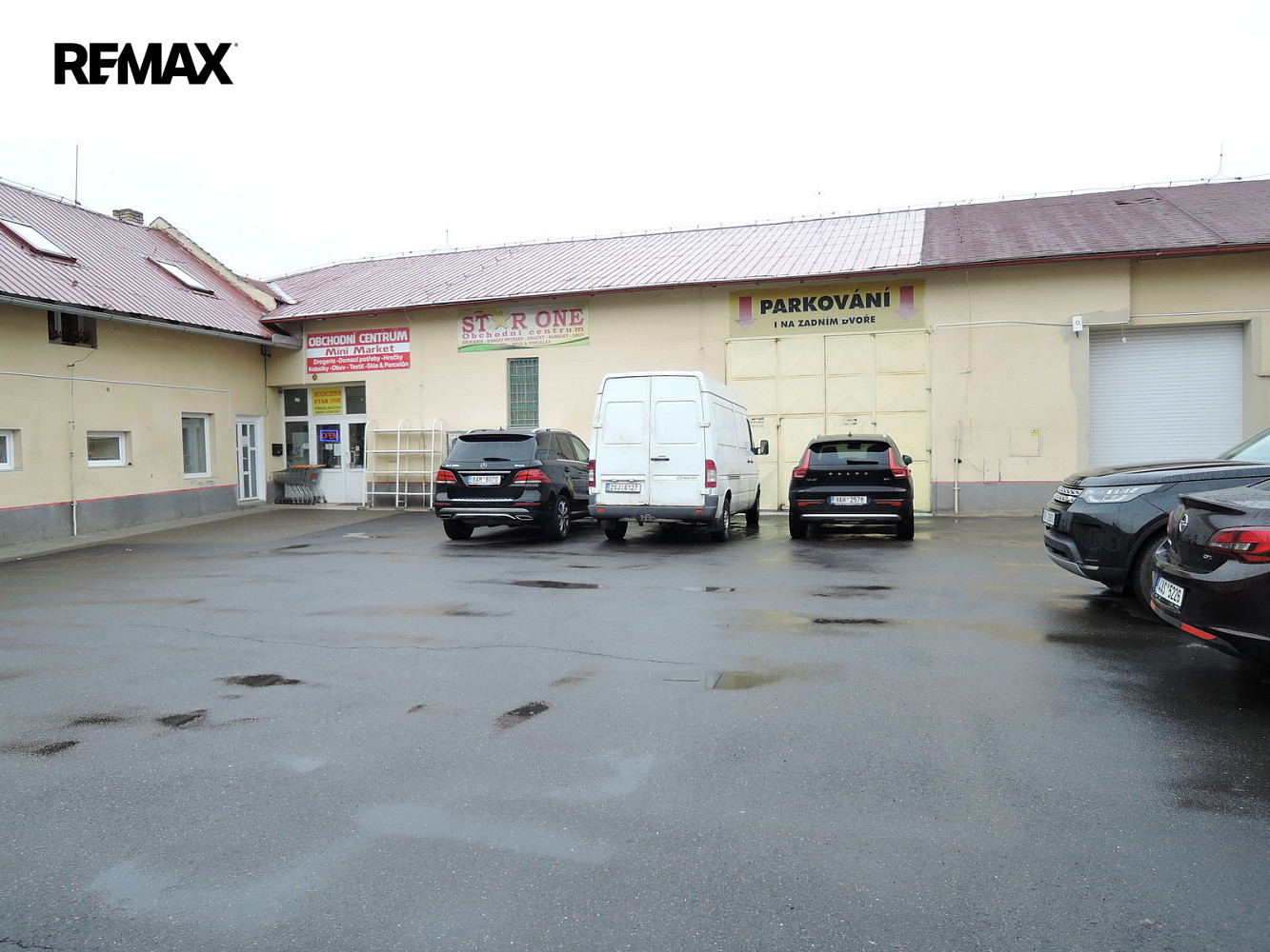 Pronájem obchodních prostor 380 m² – fotografie 3