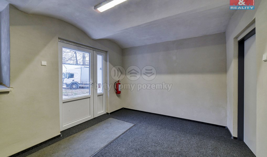 Prodej výrobních prostor 745 m², Stráž – náhled fotky 10