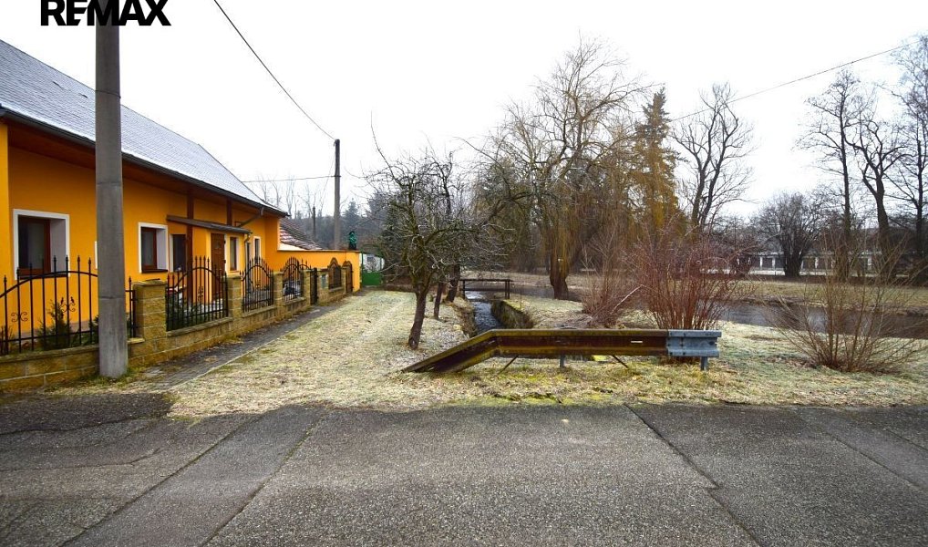 Prodej chaty/chalupy 100 m² s pozemkem 122 m², Strunkovice nad Blanicí – náhled fotky 12