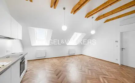 Pronájem bytu 3+kk 79 m²