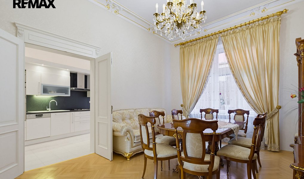 Prodej bytu 3+1 104 m², Karlovy Vary – náhled fotky 4