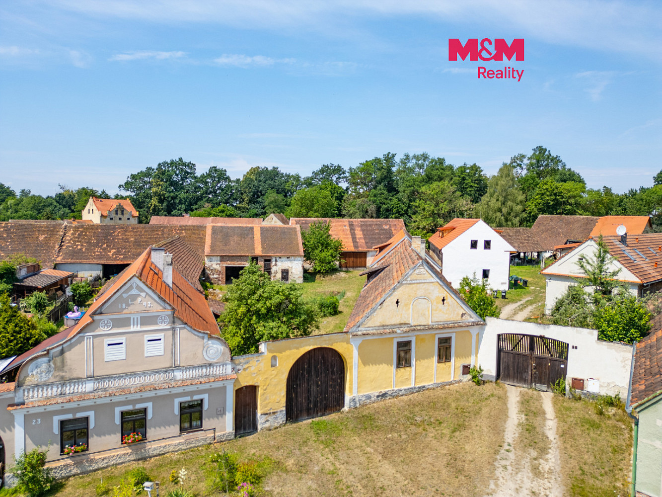 Prodej domu 180 m² s pozemkem 1 953 m²