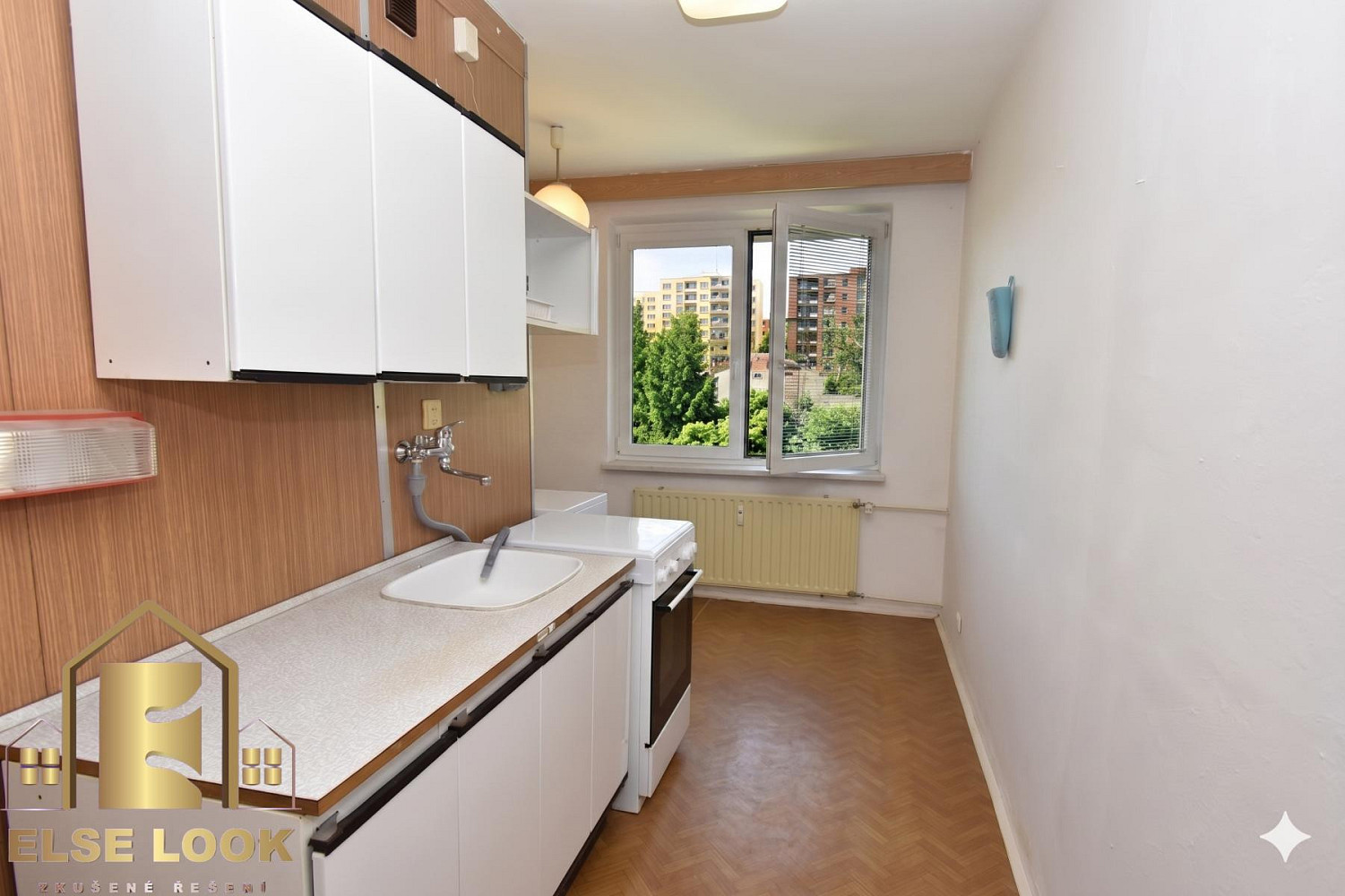 Prodej bytu 1+1 40 m² – fotografie 2