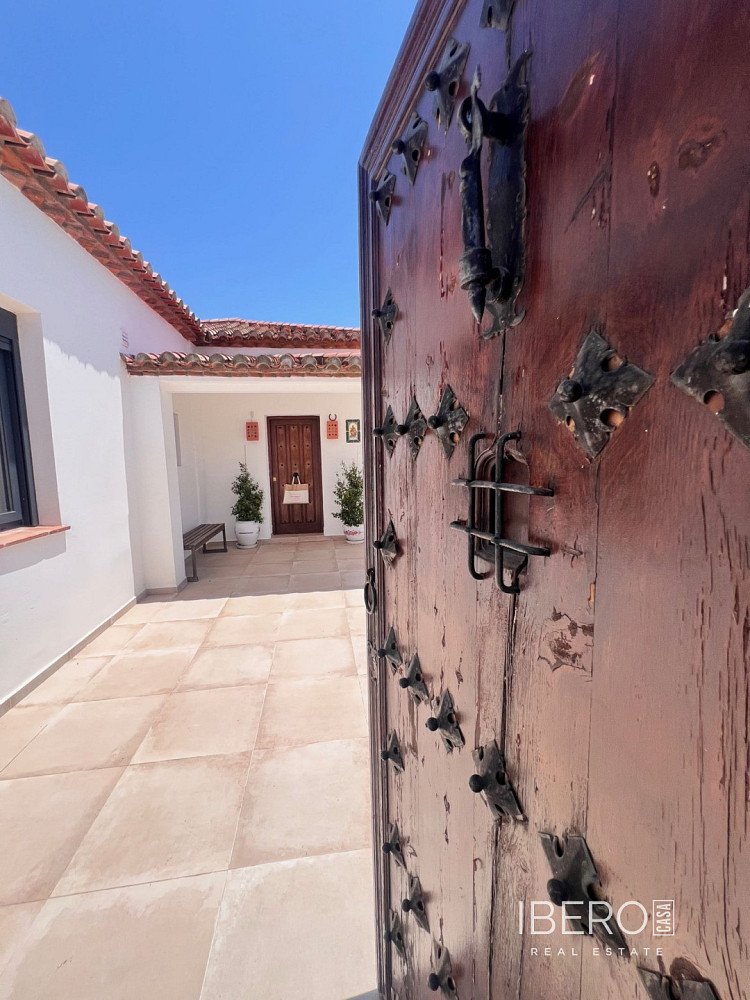Casa 4+kk – Estepona, Barriada Islas Canarias - Vista 2