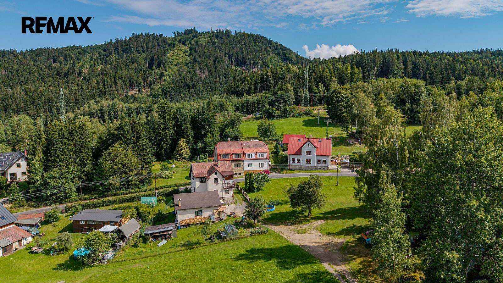 Prodej domu 260 m² s pozemkem 740 m²