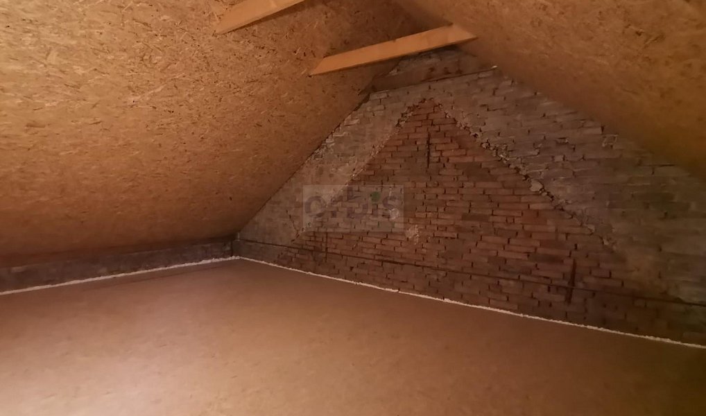 Prodej domu 240 m² s pozemkem 223 m², Lišany – náhled fotky 31