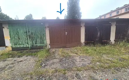 Prodej garáže 18 m2, v garážovém komplexu, Lužanská ulice, Praha 19, Kbely, Lužanská, Praha 9 - Kbely