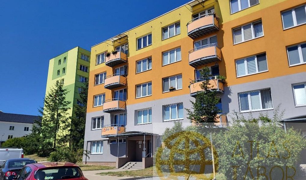 Prodej bytu 2+1 65 m², Tábor – náhled fotky 3