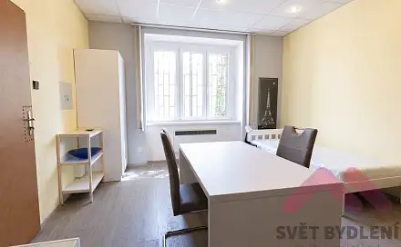 Pronájem bytu 1+kk 28 m²