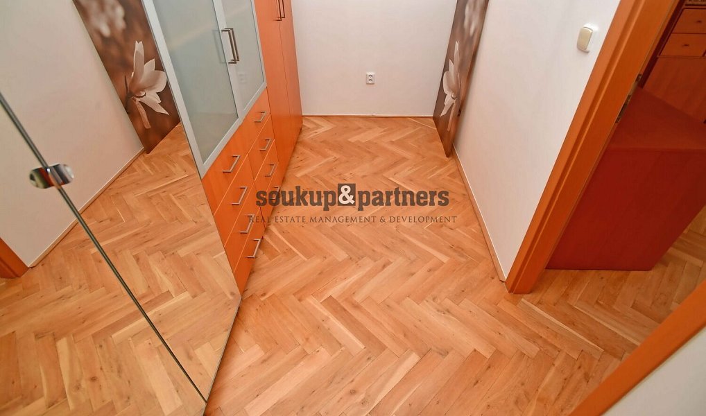 Pronájem bytu 3+1 98 m², Praha – náhled fotky 10