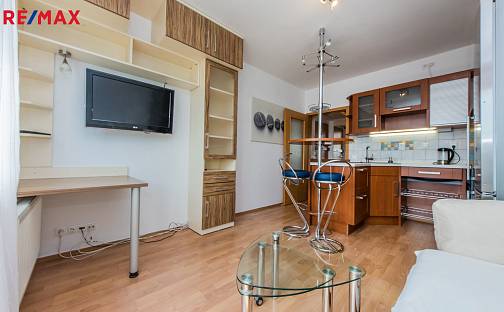 Pronájem bytu 2+kk 34 m², Václava Rady, Praha 5 - Zbraslav