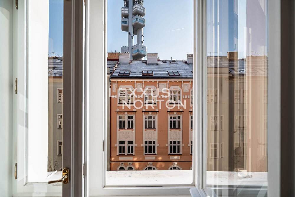 Pronájem bytu 4+kk 102 m² — photo 3