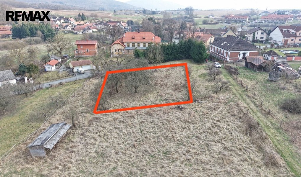 Prodej stavebního pozemku 880 m², Chudenice – náhled fotky 2