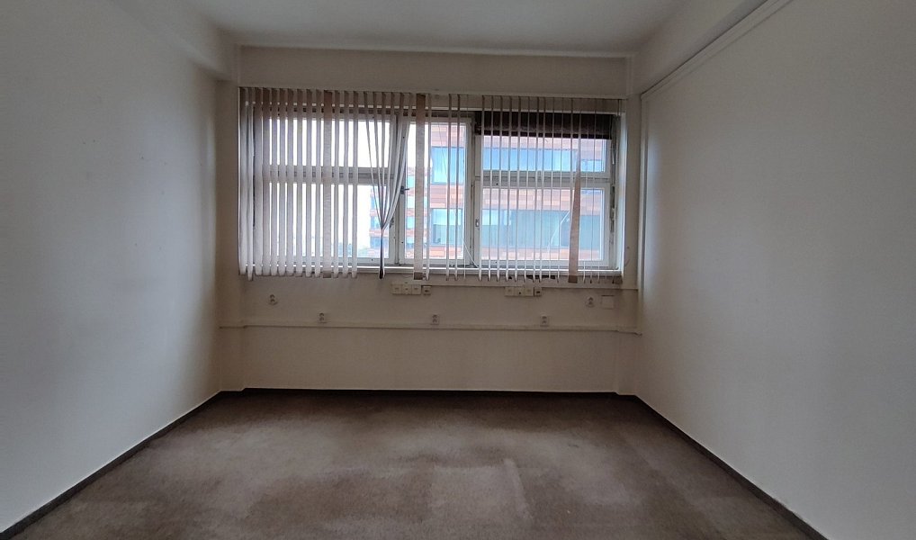 Pronájem kanceláře 31 m², Praha – náhled fotky 6