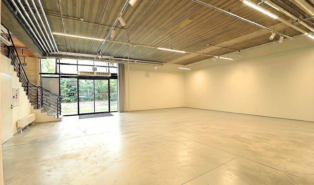 Pronájem obchodních prostor 529 m², Brno – náhled fotky 2